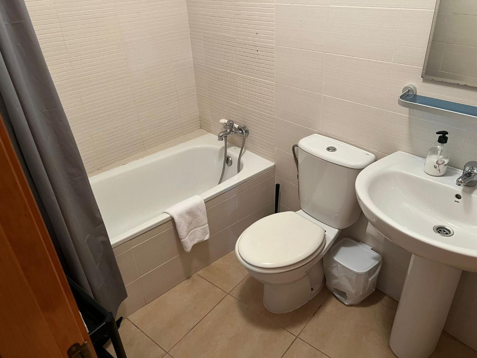 La Encarnacion Life Apartment *